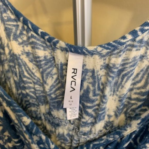 RVCA TRIANGLE PRINTED ROMPER - Picture 5 of 7